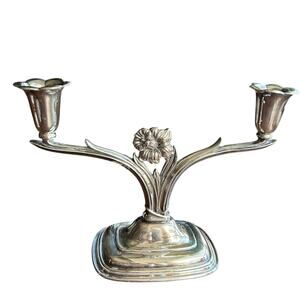Vintage Daffodil by 1847 Rogers Silverplate Candelabra